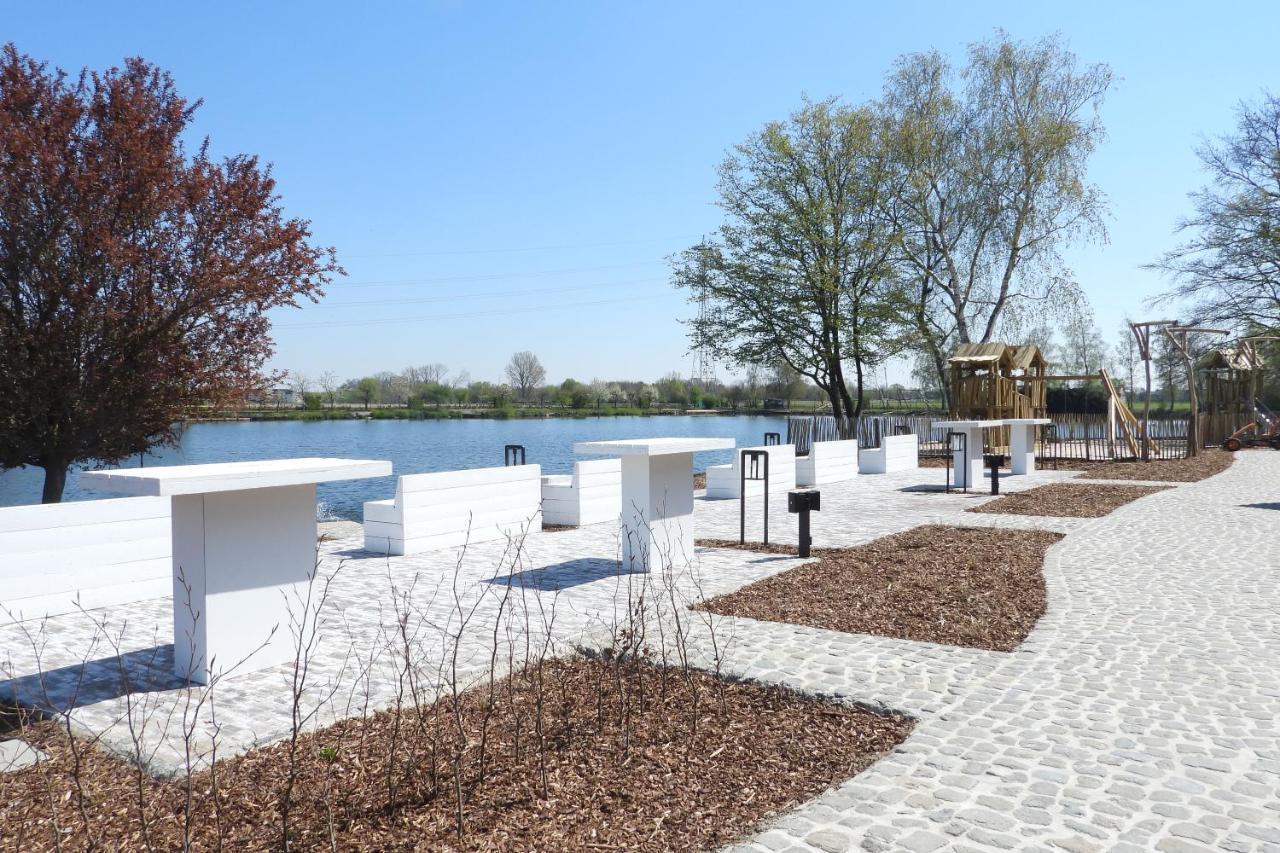 De Geestige Put Albergue Waregem Exterior foto